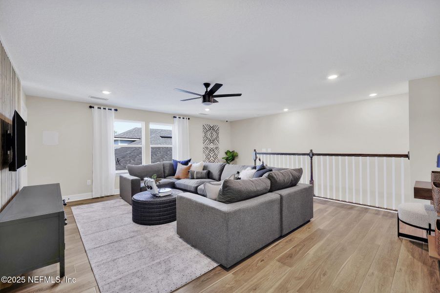 Furnished interior view inside a new home in Double Branch, Middleburg (Image 17).