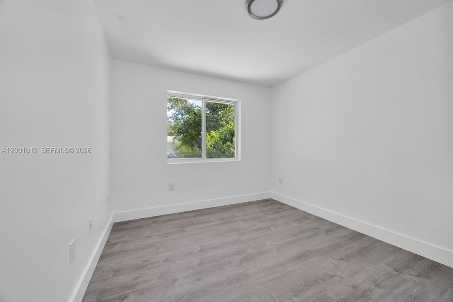Spacious, unfurnished interior of a new home in , Miami (Image 23).