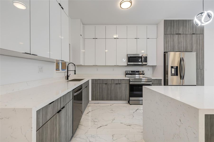 Furnished interior view inside a new home in , Fort Lauderdale (Image 5). Furnished interior view inside a new home in , Fort Lauderdale (Image 5).