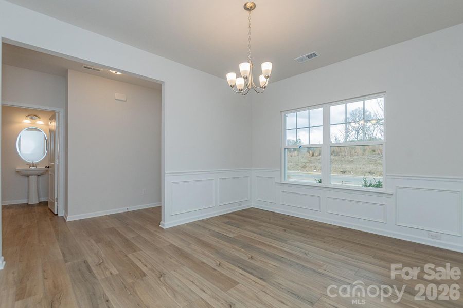 Spacious, unfurnished interior of a new home in Pine Bluff, Midland (Image 31).