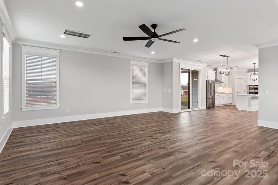 Spacious, unfurnished interior of a new home in Stoneridge Hills, Rock Hill (Image 17).