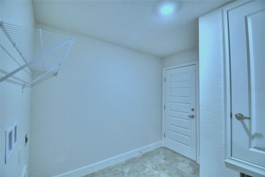 Spacious, unfurnished interior of a new home in Cadence Crossing, Auburndale (Image 29).
