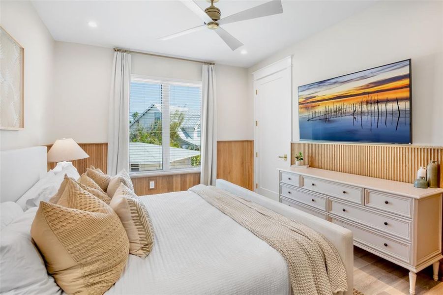 Furnished interior view inside a new home in , Anna Maria (Image 39).