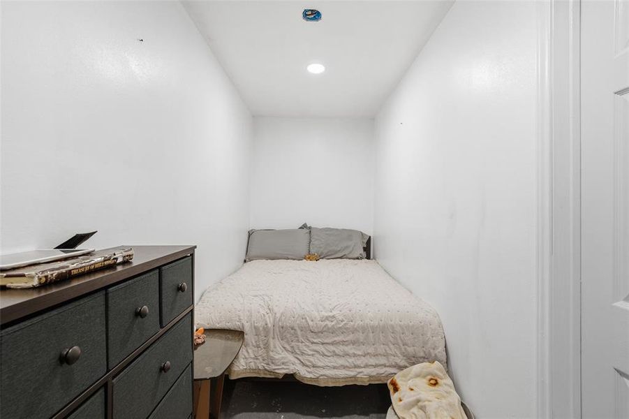Furnished interior view inside a new home in , Leroy (Image 17).
