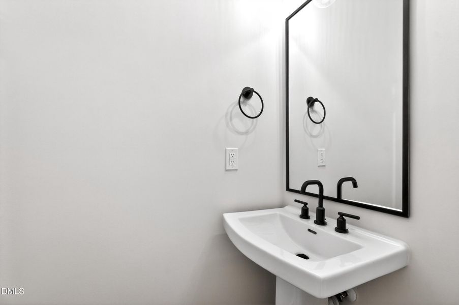 978 Helix (8) 978 Helix (8)