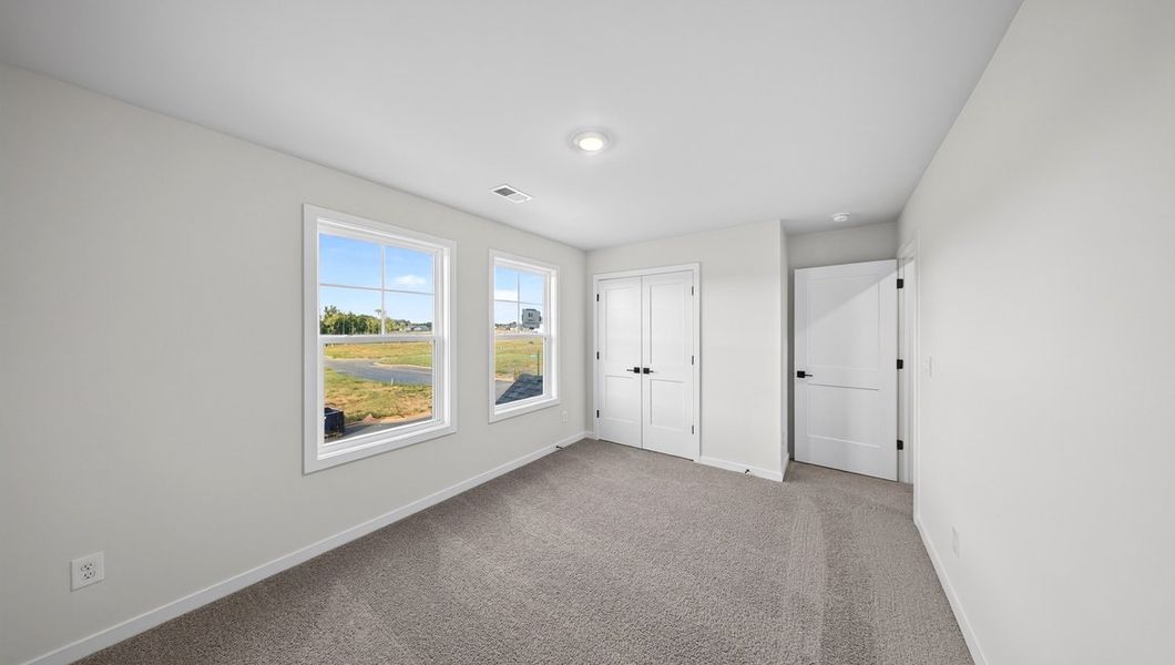 Spacious, unfurnished interior of a new home in Avalon of Gastonia, Gastonia (Image 32).