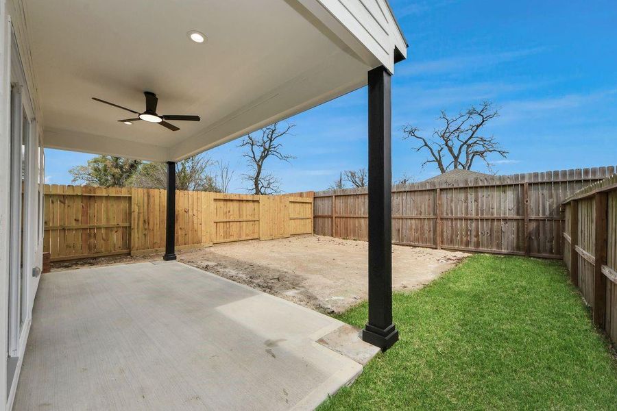 Exterior details and patio area of a home in , Houston (Image 23).