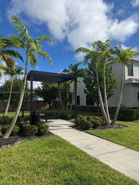 Image 6 of a home in . Image 6 of a home in .