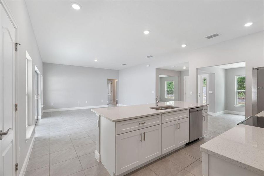 Furnished interior view inside a new home in , Kissimmee (Image 7).