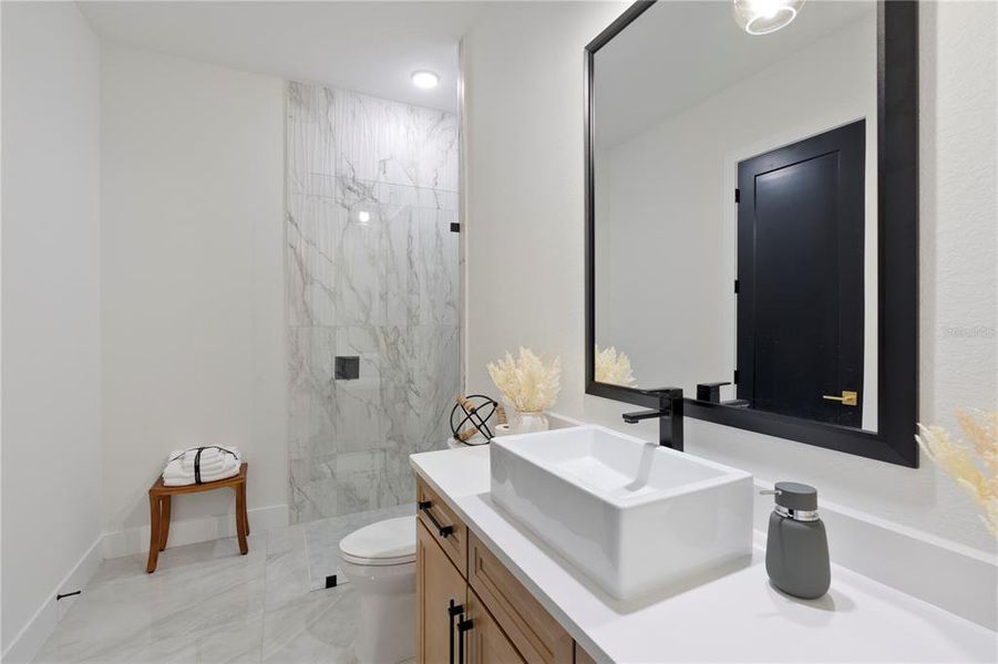 Furnished interior view inside a new home in , Cape Coral (Image 13).