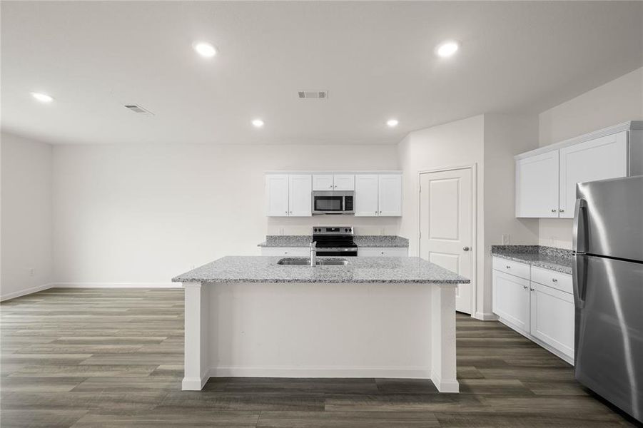 12633 Big Ranch- Kitchen-1