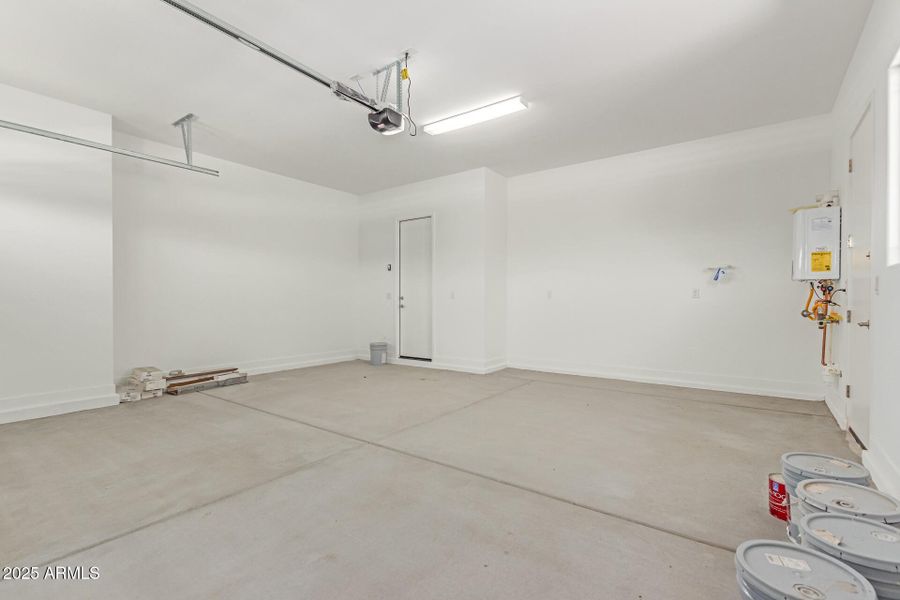 29 - Saddle 29 - Saddle