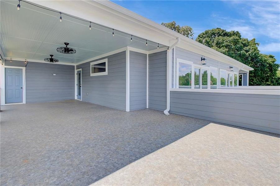 Exterior details and patio area of a home in , Atlanta (Image 30).