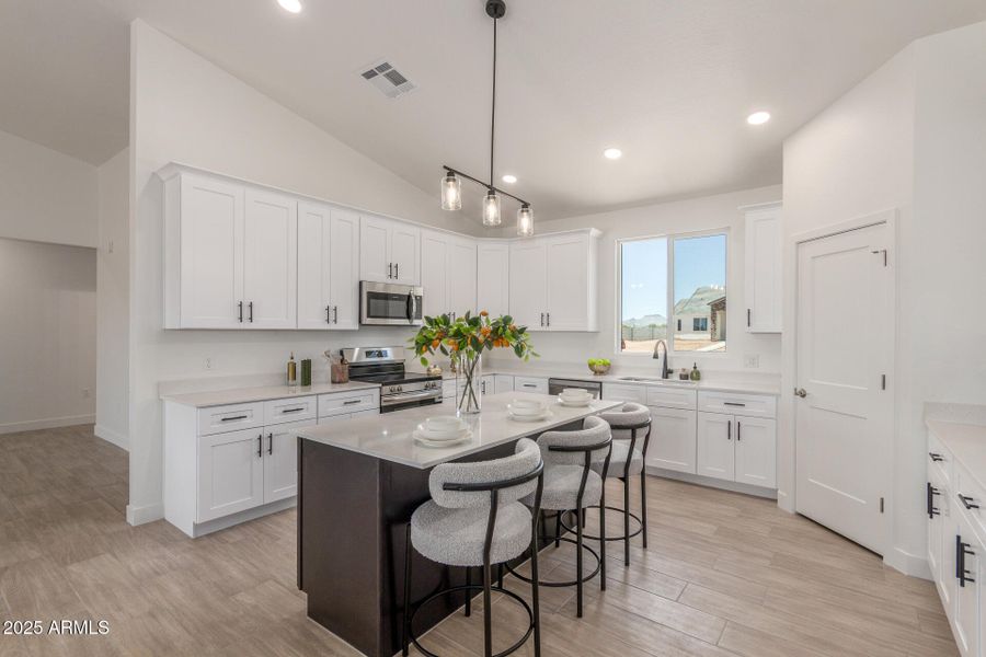 17 Sandstone Mountain 17 Sandstone Mountain