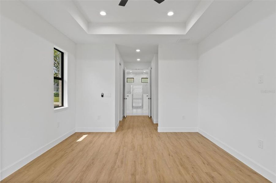 Spacious, unfurnished interior of a new home in , North Port (Image 23).