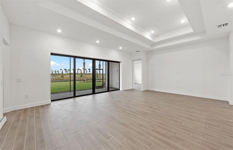 Spacious, unfurnished interior of a new home in Del Webb Catalina, Lakewood Ranch (Image 18).