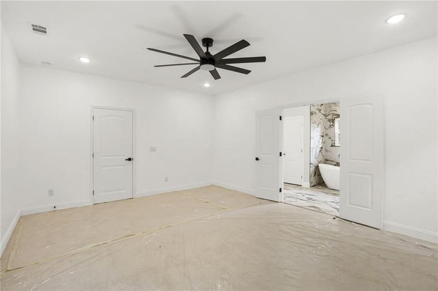Spacious, unfurnished interior of a new home in , South Fulton (Image 14). Spacious, unfurnished interior of a new home in , South Fulton (Image 14).