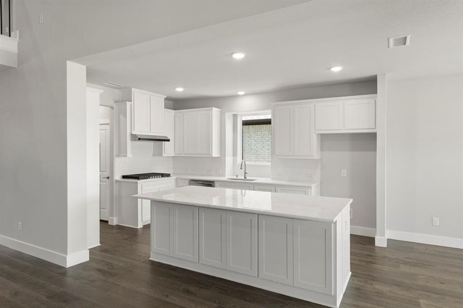 14. 6237 Shasta - Kitchen (2) 14. 6237 Shasta - Kitchen (2)