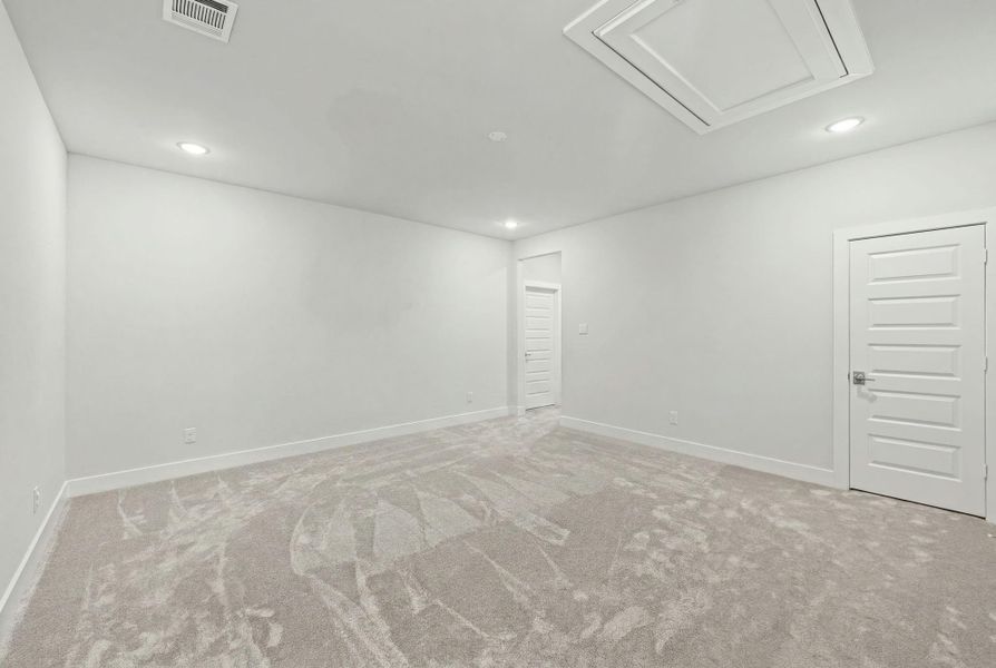 Spacious, unfurnished interior of a new home in Fulshear Run, Fulshear (Image 24). Spacious, unfurnished interior of a new home in Fulshear Run, Fulshear (Image 24).