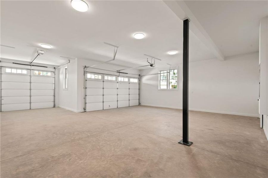 Spacious, unfurnished interior of a new home in , Woodstock (Image 17).