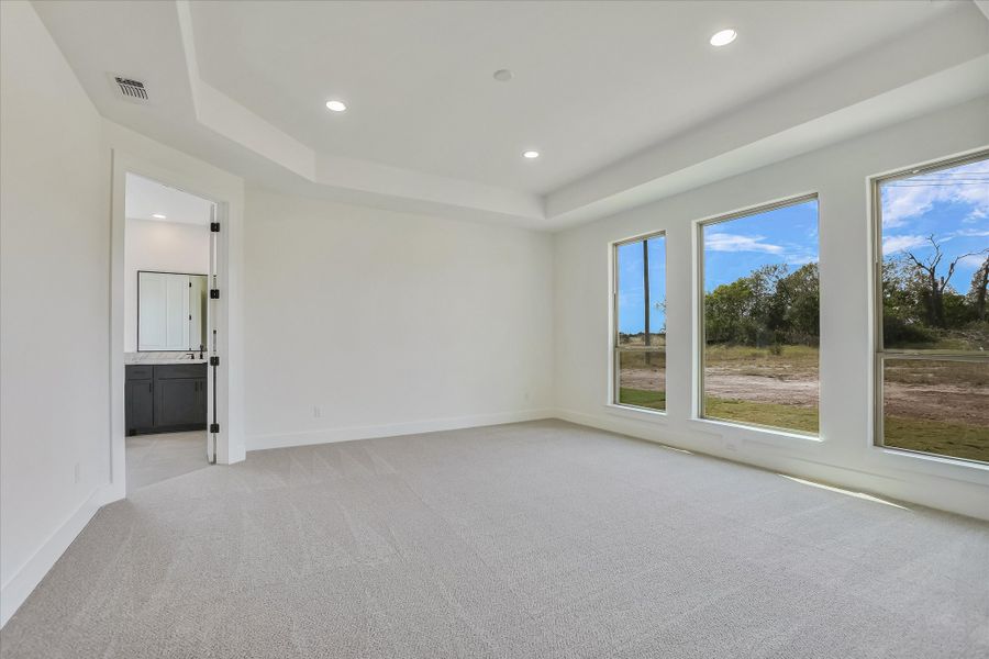 Representative unfurnished interior of a home built from the Bandera II by Giddens Homes in Whispering Wind, Bertram (Image 92).