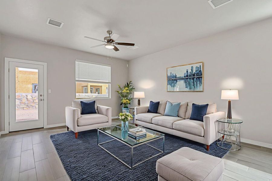 Furnished interior view inside a new home in Paseos Del Este, Horizon City (Image 10).