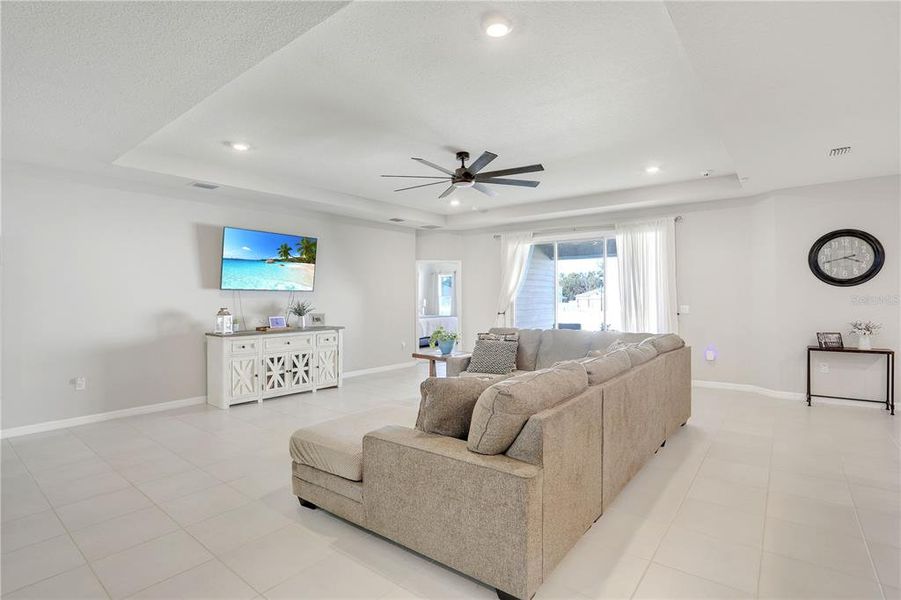 Furnished interior view inside a new home in Briarwood, Alachua (Image 15). Furnished interior view inside a new home in Briarwood, Alachua (Image 15).