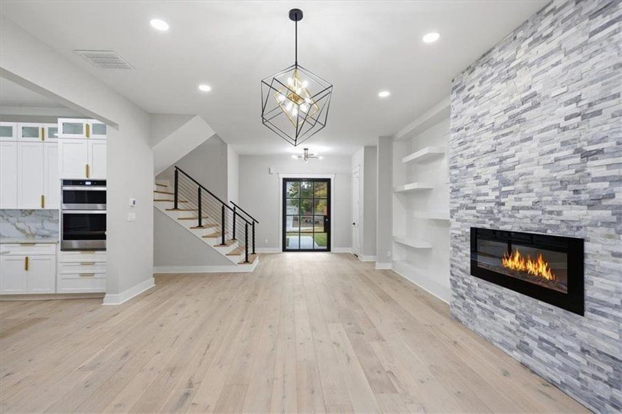 Spacious, unfurnished interior of a new home in , Acworth (Image 53).