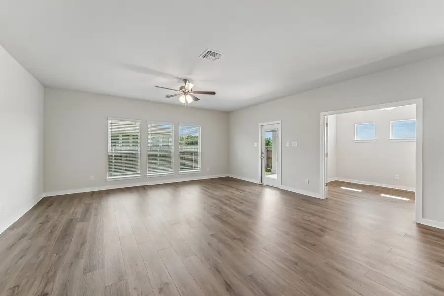 Representative unfurnished interior of a home built from the Liberty by Omega Builders in North Point, Temple (Image 9). Representative unfurnished interior of a home built from the Liberty by Omega Builders in North Point, Temple (Image 9).