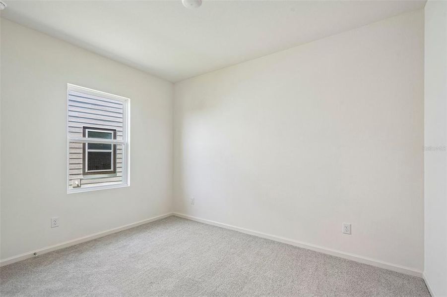Spacious, unfurnished interior of a new home in , Deland (Image 22).