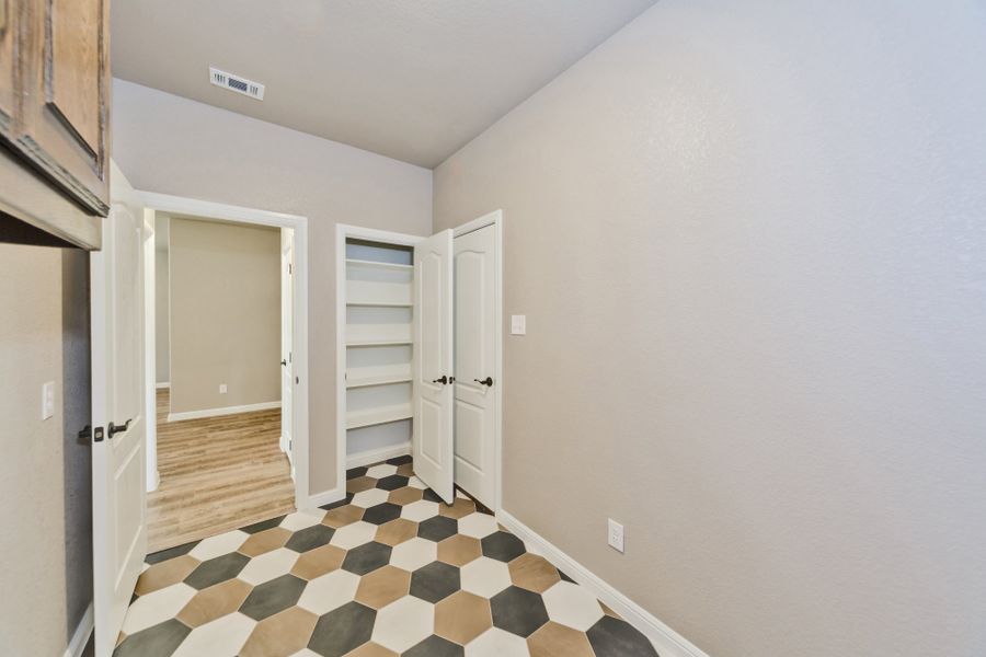 Representative unfurnished interior of a home built from the The Campbell by Doug Parr Custom Homes in Fair Oaks, Runaway Bay (Image 23). Representative unfurnished interior of a home built from the The Campbell by Doug Parr Custom Homes in Fair Oaks, Runaway Bay (Image 23).