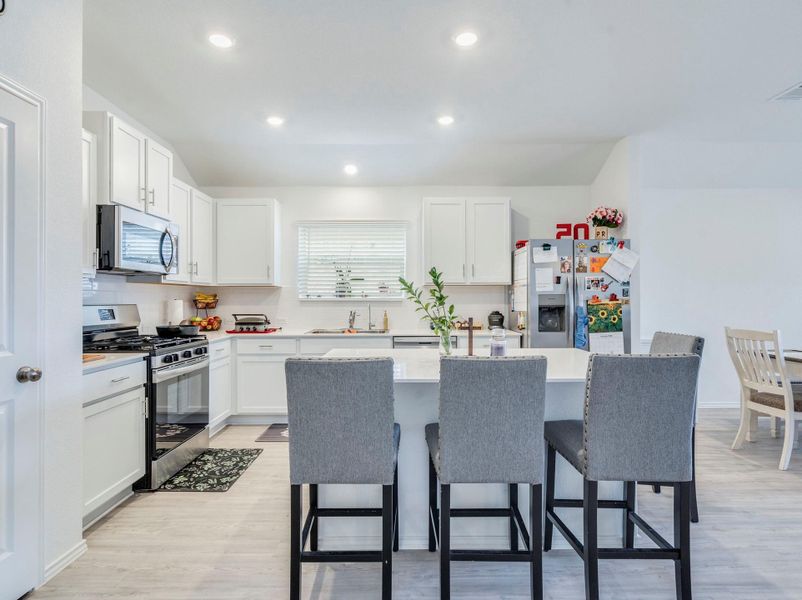 Furnished interior view inside a new home in Woodfield Preserve, Georgetown (Image 6).