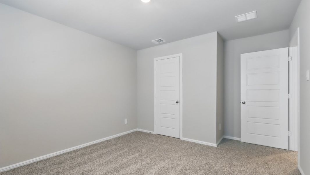 Spacious, unfurnished interior of a new home in Orchard Village, Fort Worth (Image 32). Spacious, unfurnished interior of a new home in Orchard Village, Fort Worth (Image 32).