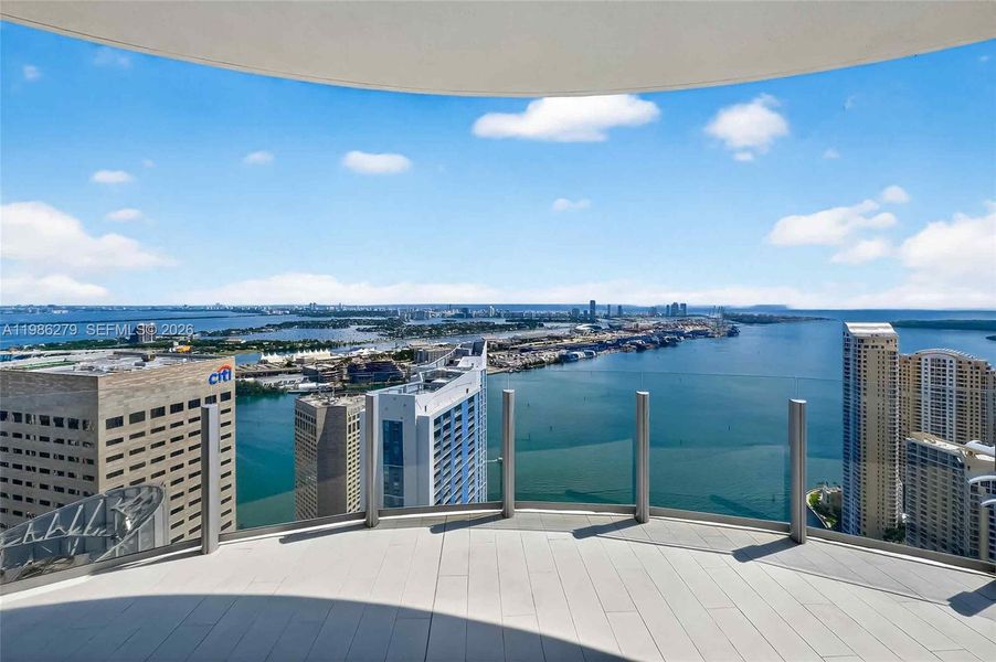 Condo located in Miami, FL showcasing its design and architecture (Image 27). Condo located in Miami, FL showcasing its design and architecture (Image 27).
