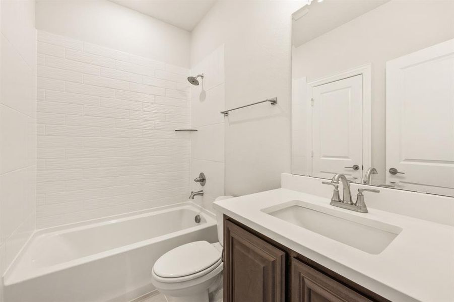 Furnished interior view inside a new home in Rockwood, Mansfield (Image 17).