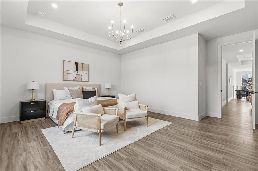 Furnished interior view inside a new home in , Orlando (Image 18).