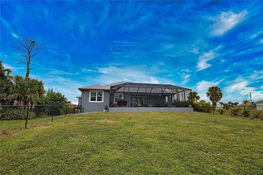 Exterior details and patio area of a home in , Rotonda West (Image 26).