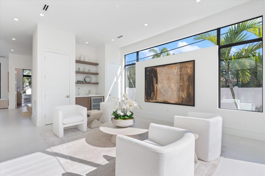 Lower Club Room with Wet Bar