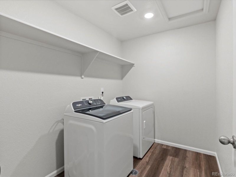 Furnished interior view inside a new home in Ridgeline Vista: The Flora Collection, Brighton (Image 7). Furnished interior view inside a new home in Ridgeline Vista: The Flora Collection, Brighton (Image 7).