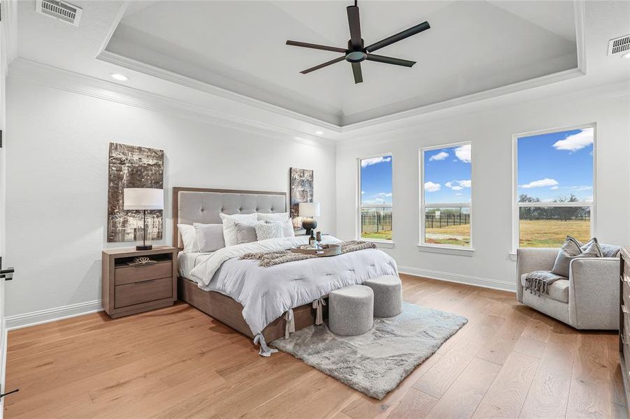 Furnished interior view inside a new home in SouthBend Estates, Granbury (Image 5).