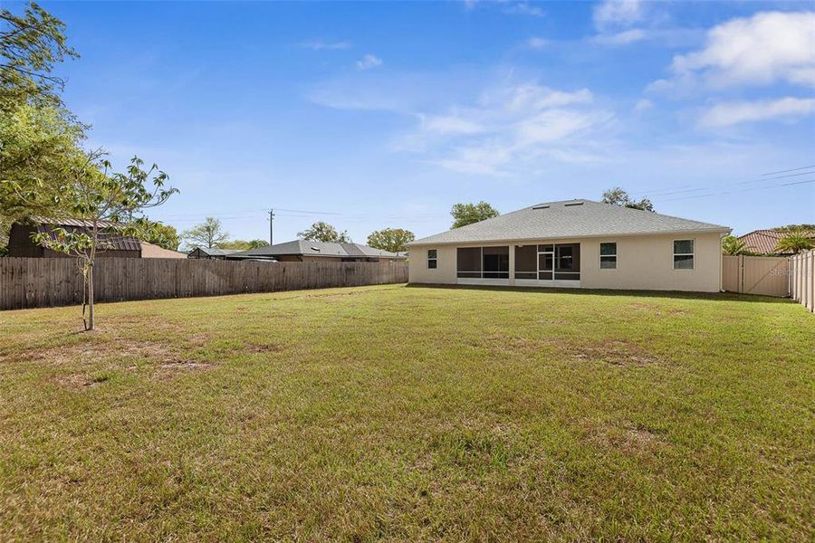 Exterior details and patio area of a home in , Palm Coast (Image 34).