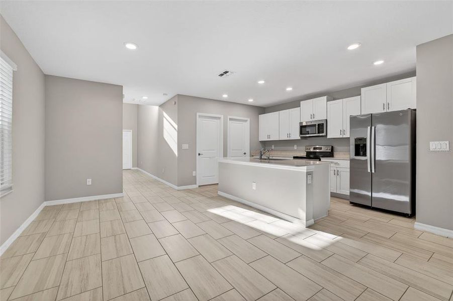 Image 33 of a home in .