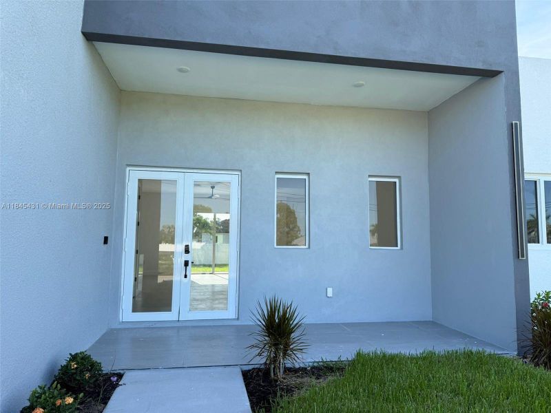 Image 31 of a home in .