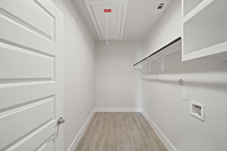 Spacious, unfurnished interior of a new home in Beacon Hill, Waller (Image 6). Spacious, unfurnished interior of a new home in Beacon Hill, Waller (Image 6).