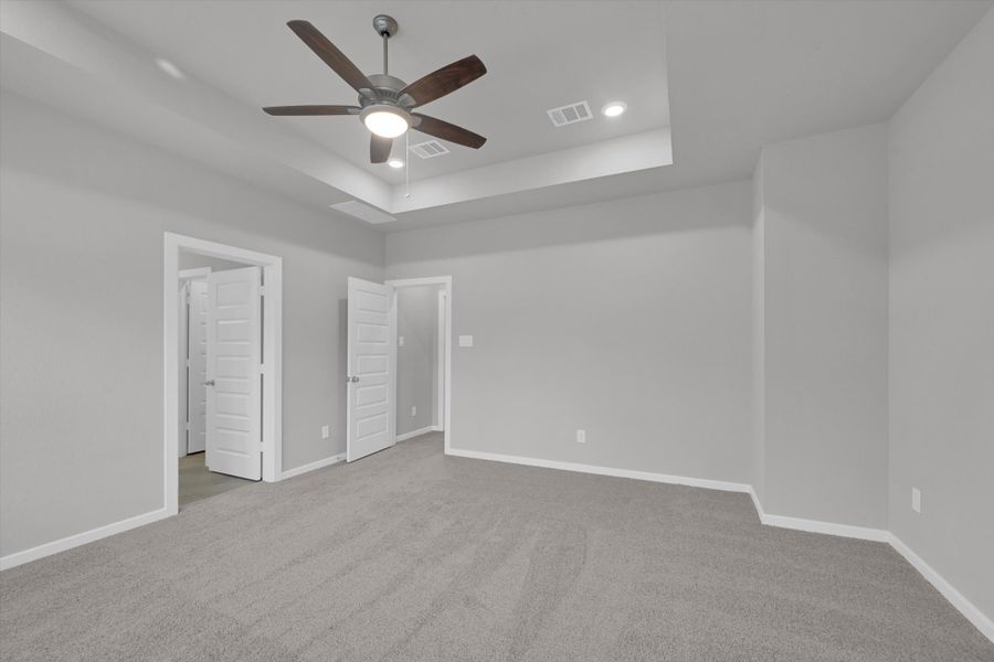 Spacious, unfurnished interior of a new home in Summer Place  35', Montgomery (Image 42).