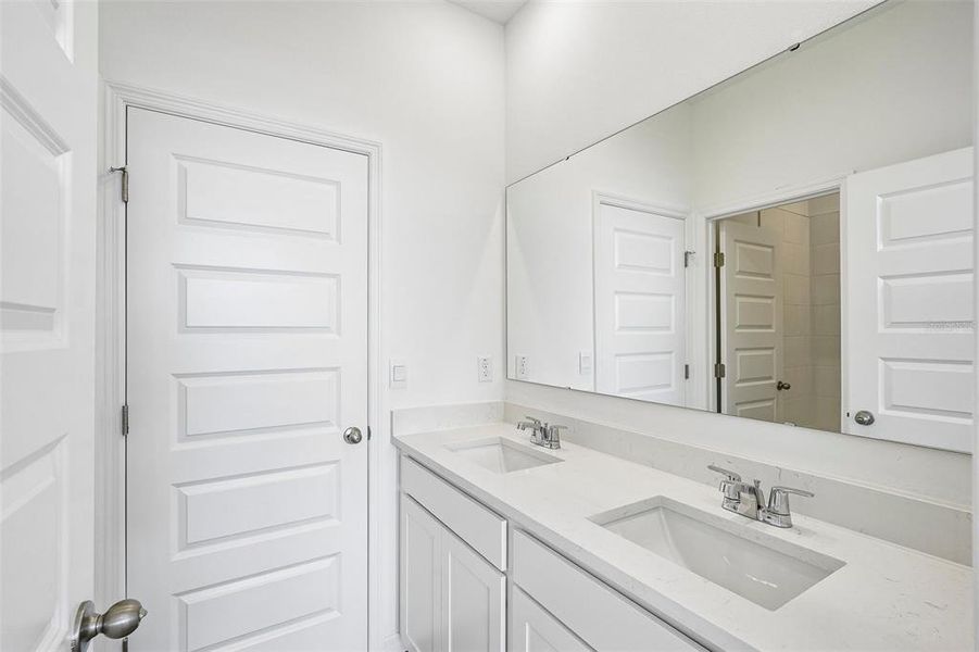 Furnished interior view inside a new home in , Lakeland (Image 16).