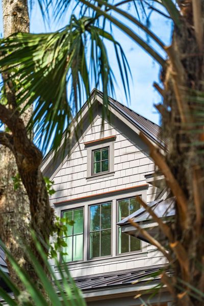 Exterior details and patio area of a home in , Kiawah Island (Image 35).