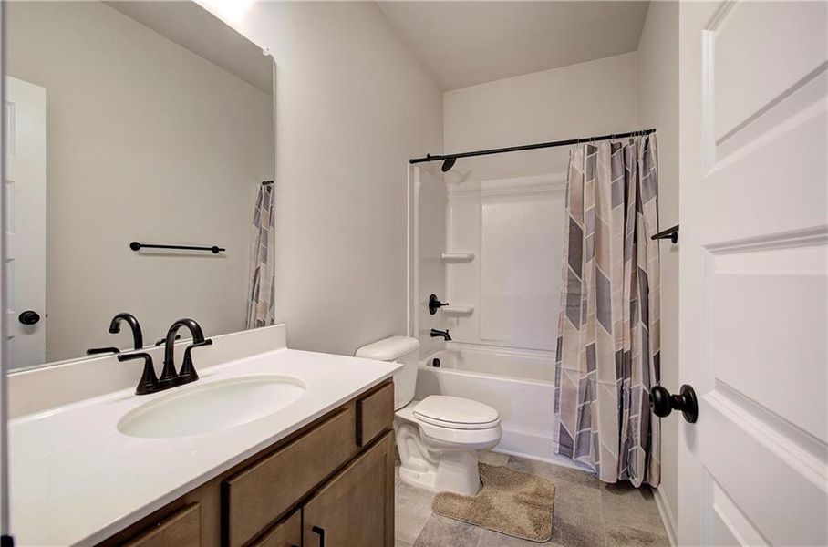 Furnished interior view inside a new home in , Cartersville (Image 9).