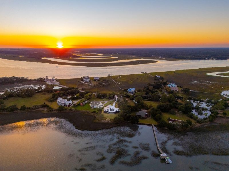 Natural landscape and outdoor views near  in Charleston (Image 87).
