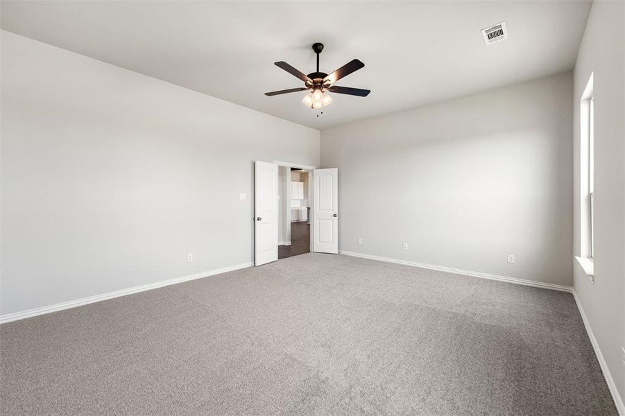 Spacious, unfurnished interior of a new home in Parker Heights, Valley View (Image 32). Spacious, unfurnished interior of a new home in Parker Heights, Valley View (Image 32).